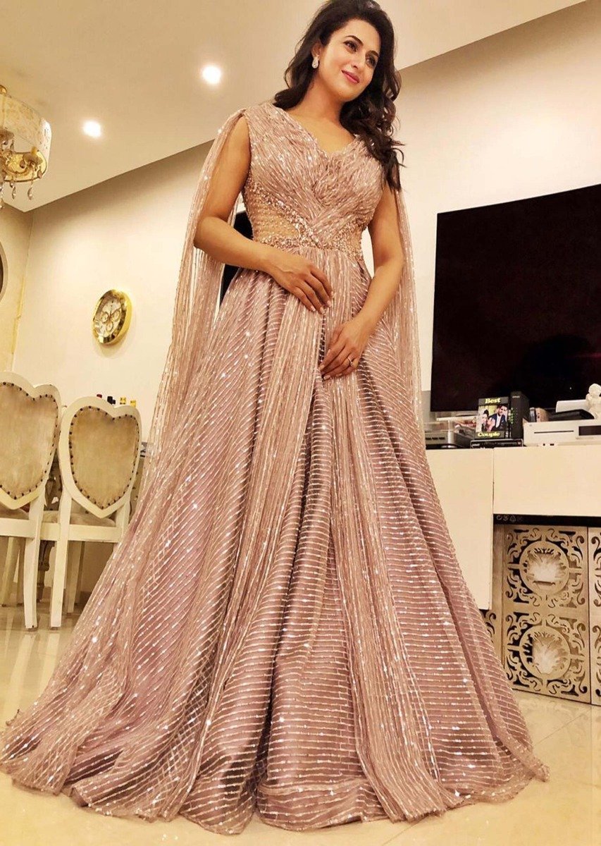 Divyanka Tripathi In beige satin jaal embroidered net gown with drape at the back