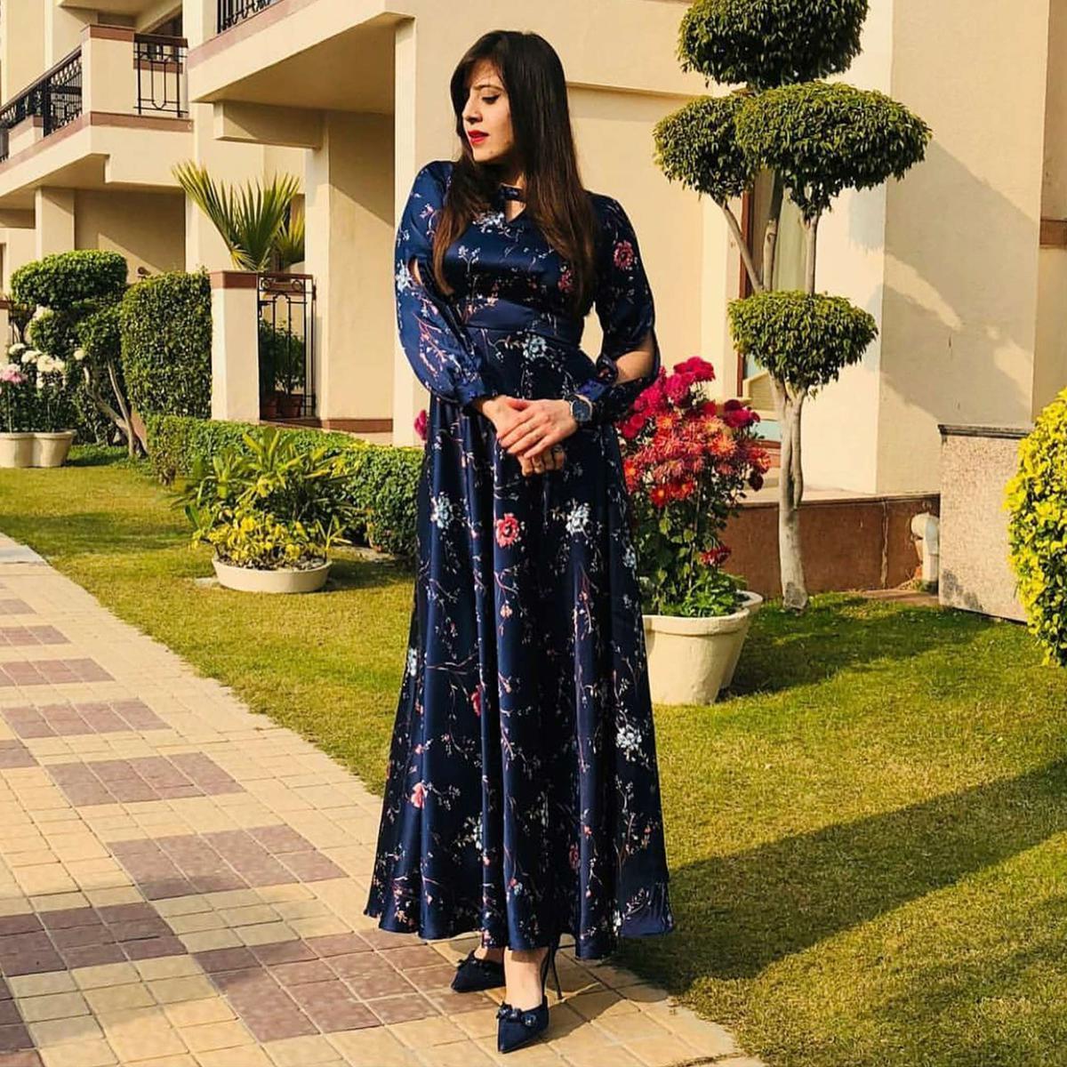Ravishing Navy Blue Colored Partywear Printed Crepe Long Kurti