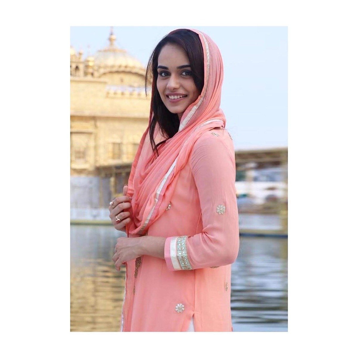 Manushi Chhillar Miss World 2017 In Peach Straight Suit online