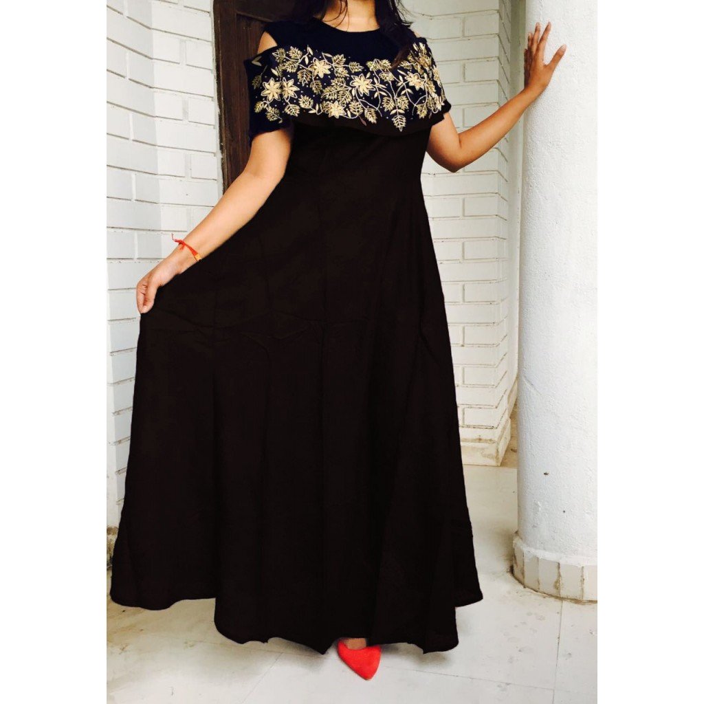 Taffeta Silk Floor Length Cold Sleeves Black Gown