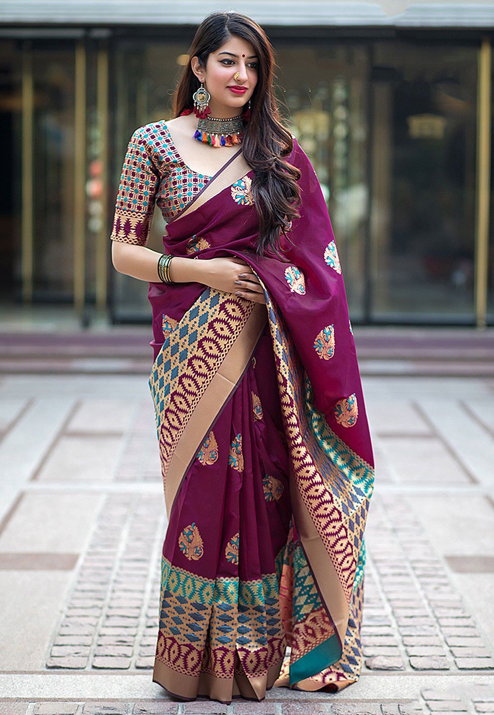 Woven Art Silk Saree in Magenta